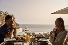 Ios Grand Pool Suites