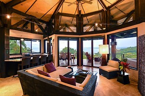 Tulemar Bungalows & Villas