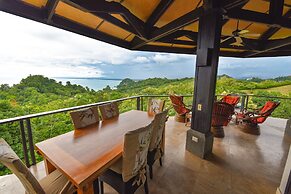 Tulemar Bungalows & Villas