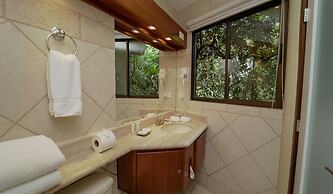 Tulemar Bungalows & Villas