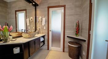 Tulemar Bungalows & Villas