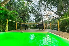 Gigi Brown Beachfront Santa Teresa