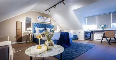 Delphi Hotel & Restaurant