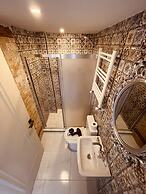 Lumina Boutique Hotel