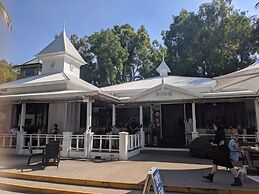 Palm Cove Retreat 31