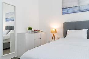 Splendid Achziv Garden Apartment
