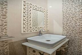 Lillywoods Zac Beach Resort