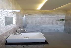 Lillywoods Zac Beach Resort