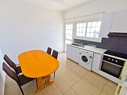 Off Course Seaview Apartment