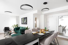 Modern and Central 2BD Apartment in TLV