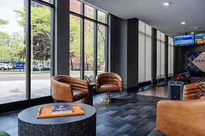 Luxury Apartments by Hyatus at Pierpont