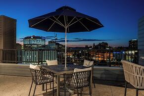 Luxury Apartments by Hyatus at Pierpont