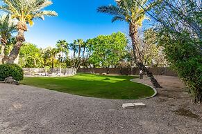 Cloud Chandler 4 Bedroom Home by RedAwning