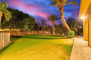 Cloud Chandler 4 Bedroom Home by RedAwning