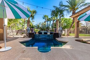 Cloud Chandler 4 Bedroom Home by RedAwning