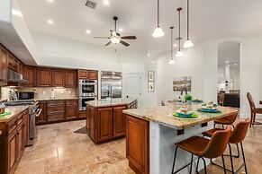 Cloud Chandler 4 Bedroom Home by RedAwning