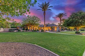 Cloud Chandler 4 Bedroom Home by RedAwning