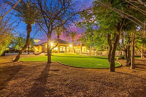 Cloud Chandler 4 Bedroom Home by RedAwning