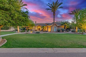 Cloud Chandler 4 Bedroom Home by RedAwning