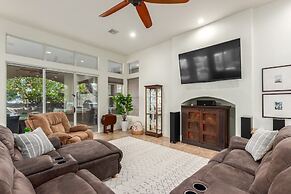 Cloud Chandler 4 Bedroom Home by RedAwning