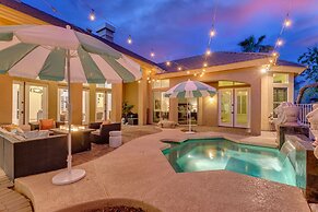 Cloud Chandler 4 Bedroom Home by RedAwning
