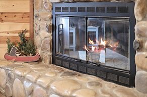 Creekside Casita Pet Friendly Unit With Wood Fireplace by Redawning