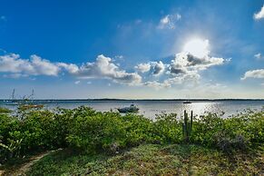 New! Apartment Ocean View With Amazing Sunsets!