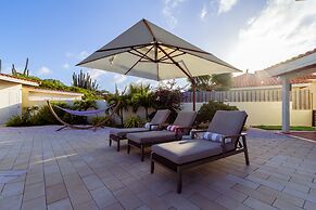 NEW Listing Stunning Island Getaway With Pool!