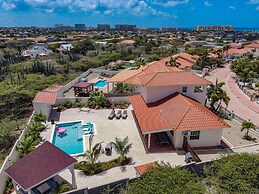 NEW Listing Stunning Island Getaway With Pool!