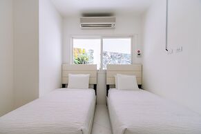 Ocean Front 7-bedroom 7-bath Sunset Views Malmok!