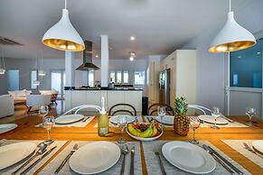 Beach Front Luxury Villa! Boca Catalina Malmok!