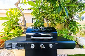 Ocean View! Fully Renovated Villa, Private Pool!