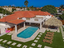 New! Ocean View With Rooftop Terrace in Malmok!