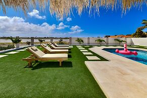 New! Ocean View With Rooftop Terrace in Malmok!