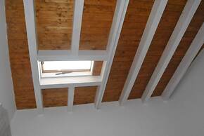 Agrigento Centre - 1-bed Apartment - Sleeps 4