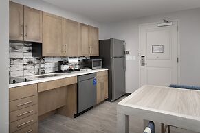 Homewood Suites By Hilton Louisville Airport