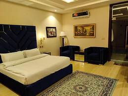 Royal Mansion Hotel