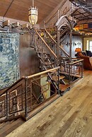 Downtown Rockstar Residence