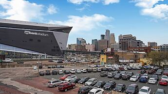 Downtown Rockstar Residence