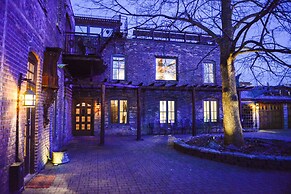 Downtown Rockstar Residence