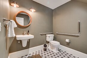 Knowmad Hideaway