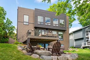 Lakefront Luxury