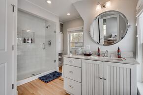 Lakefront Retreat