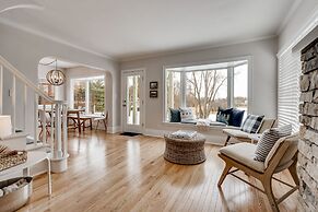 Lakefront Retreat