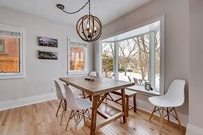 Lakefront Retreat