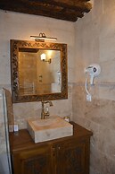 Bella Vista Stone House