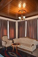 Bella Vista Stone House