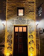 Bella Vista Stone House