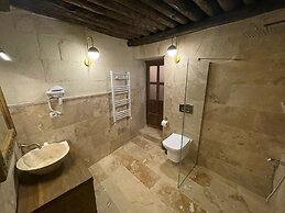 Bella Vista Stone House