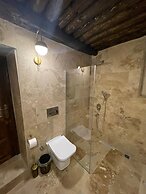 Bella Vista Stone House